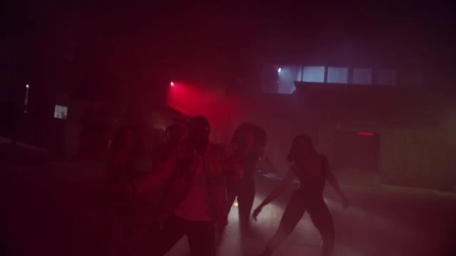 Adekunle Gold, Davido - High (Official Video) [juBnNBm0cPw]