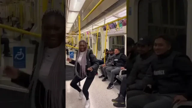 London Underground train vibes | Kizz Daniel odo(Cough)